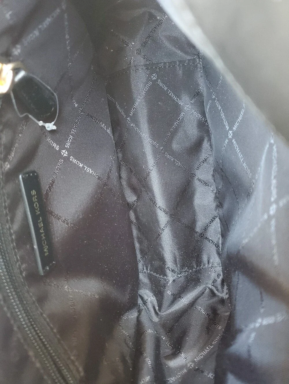 Michael Kors Lyra Leather Shoulder Bag - Picture 6 of 7